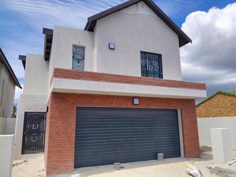 To Let 3 Bedroom Property for Rent in Goodwood Central Western Cape